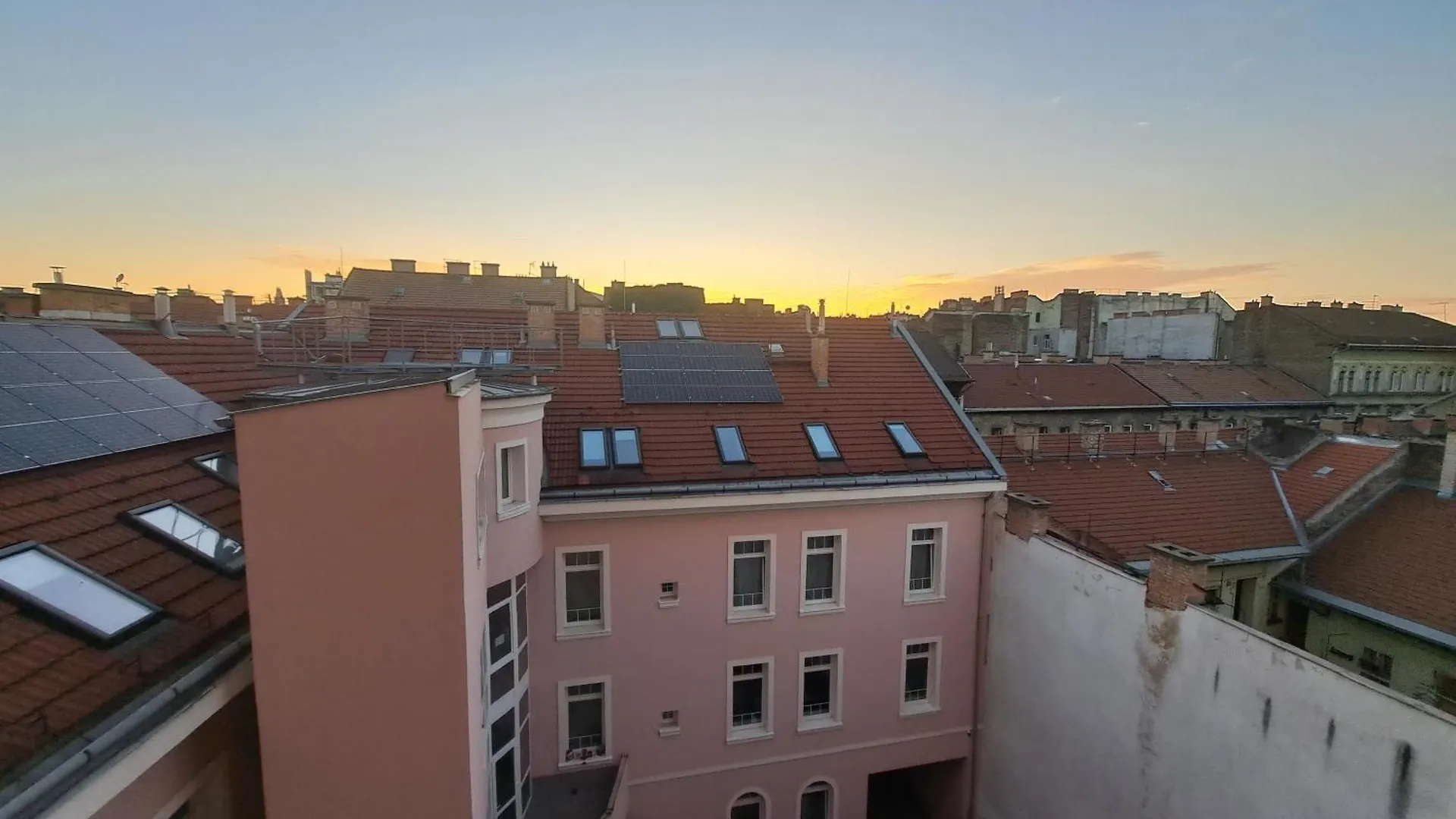 After Eight Apartment Budapest